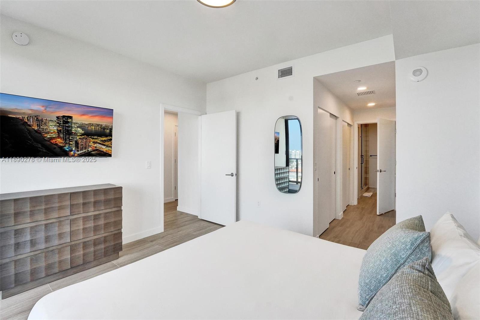 580 72ND STREET CONDO - Residential