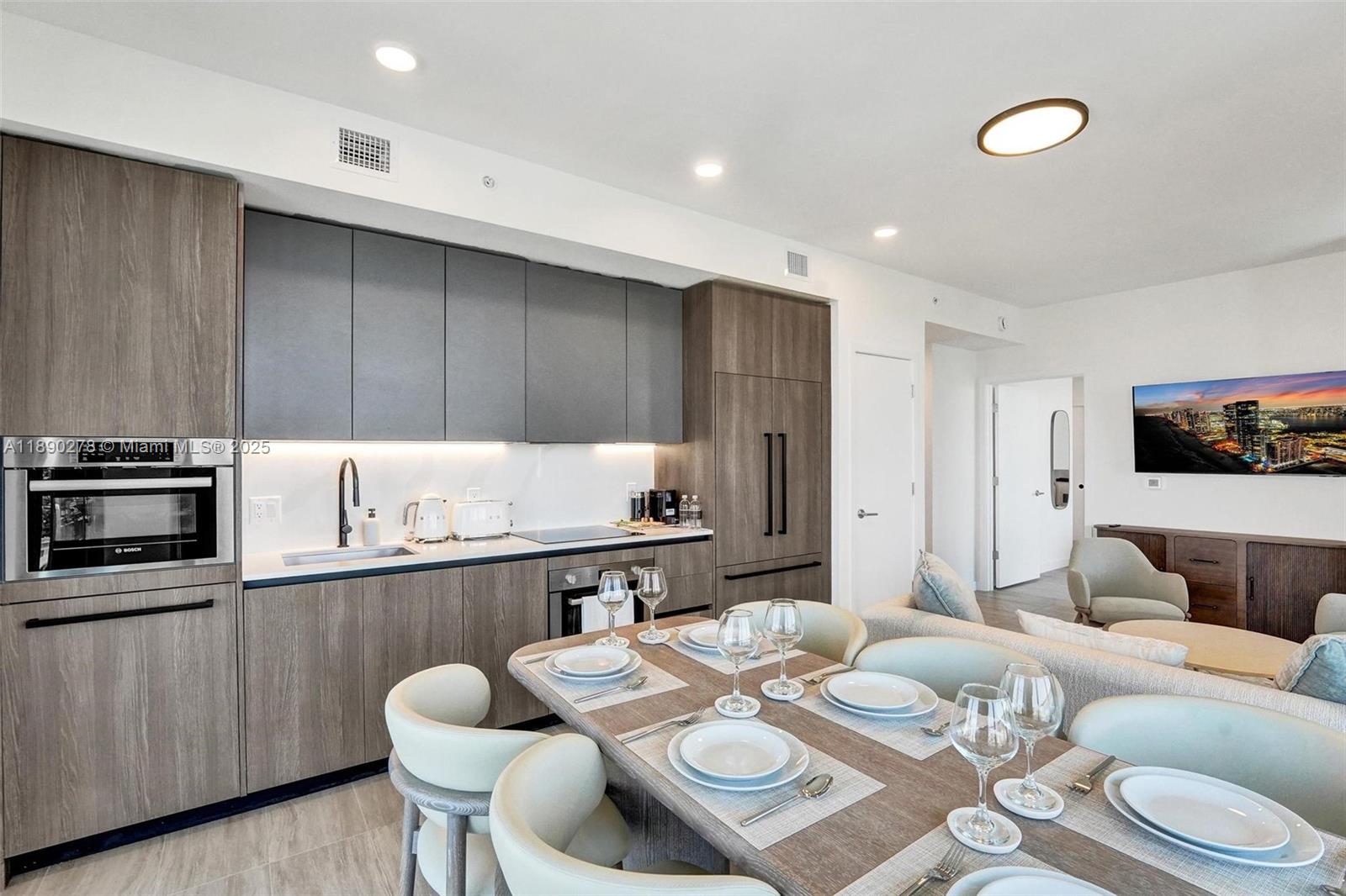 580 72ND STREET CONDO - Residential
