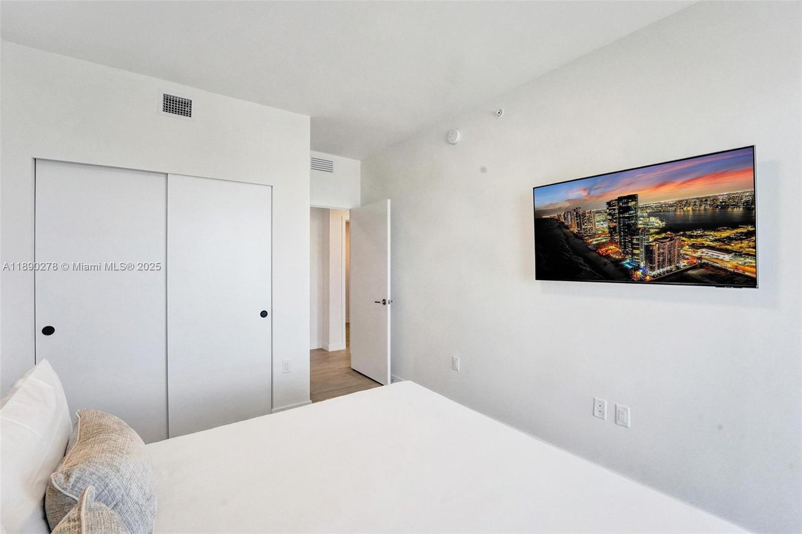 580 72ND STREET CONDO - Residential