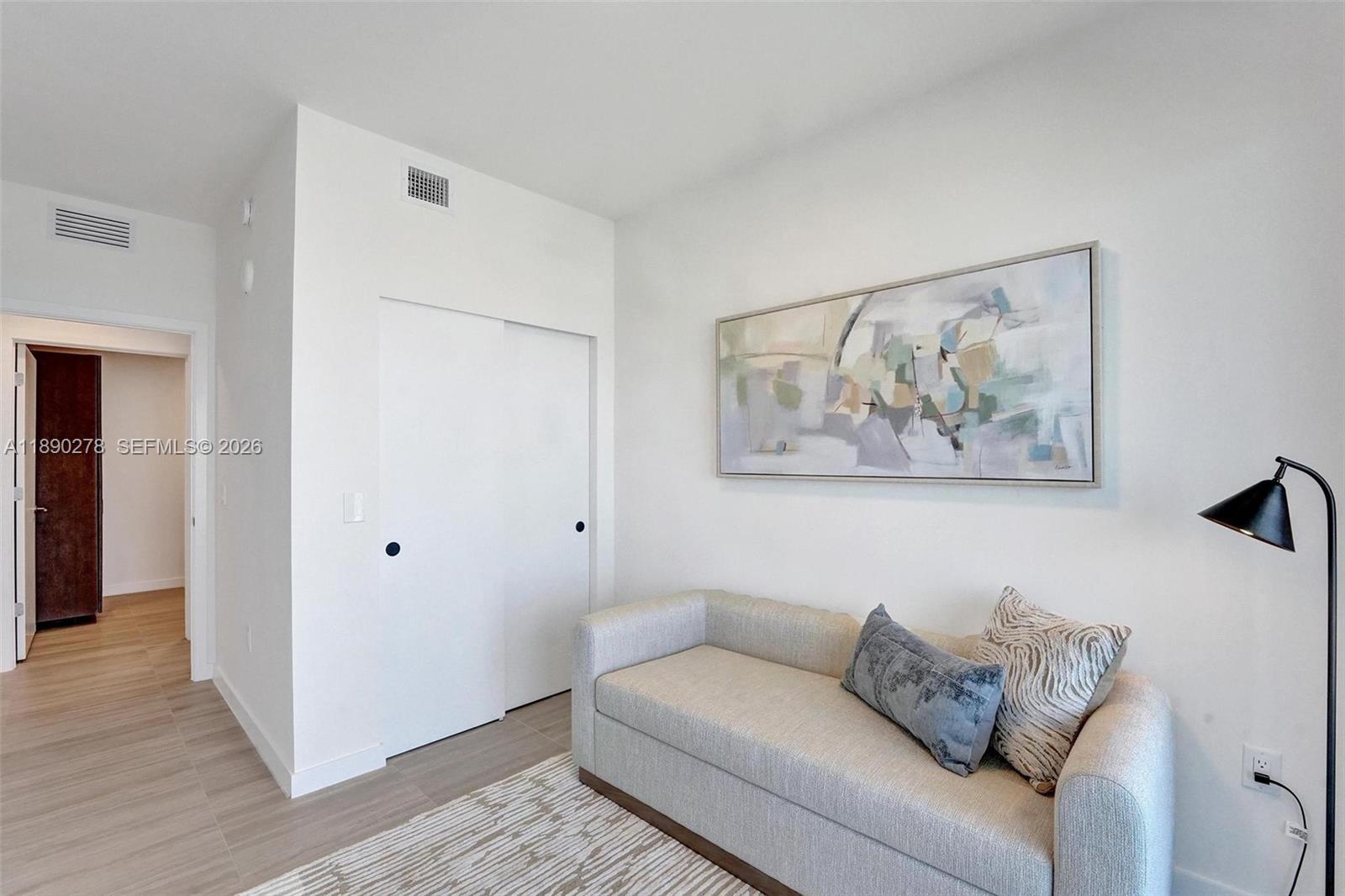 72 PARK - Residential