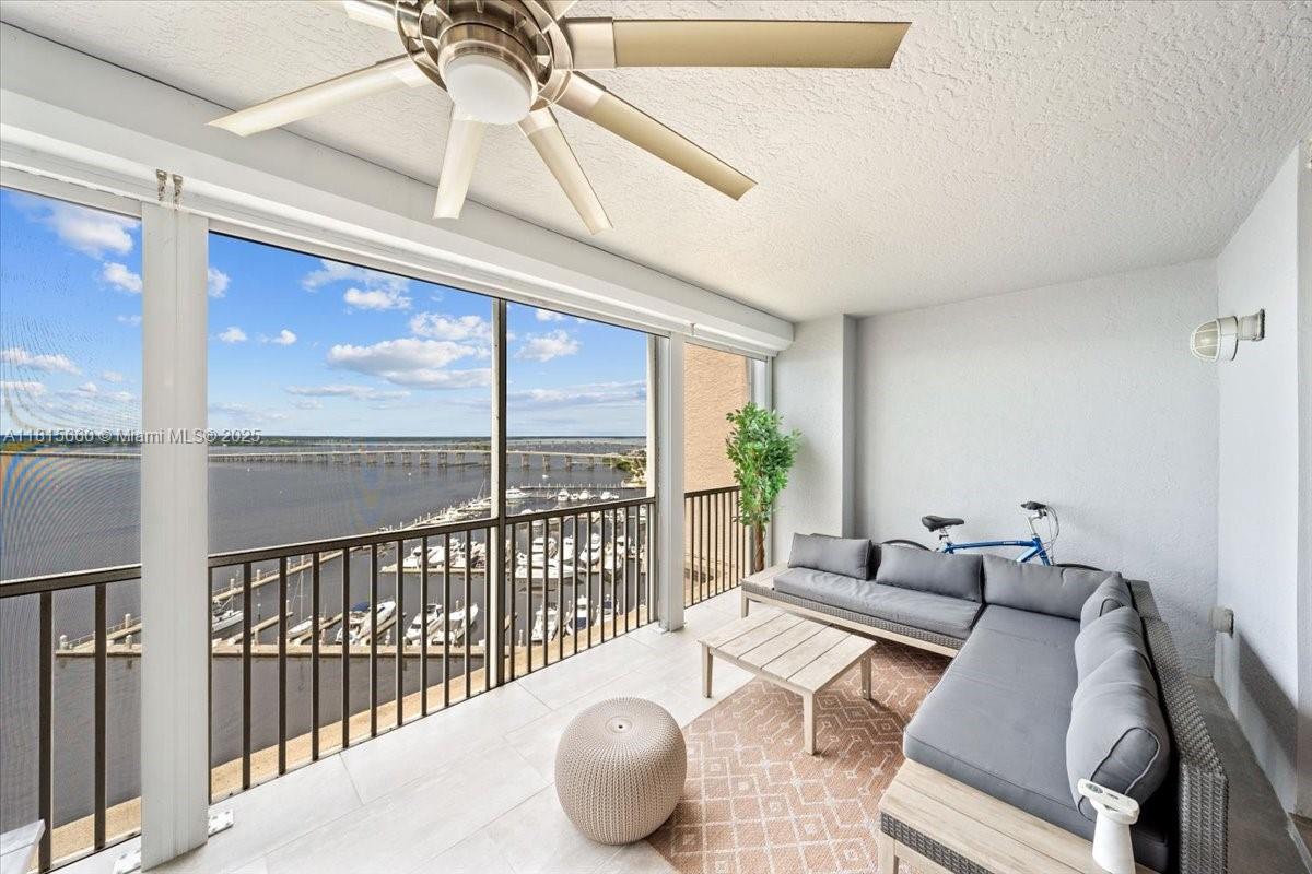 HIGH POINT PLACE - Residential