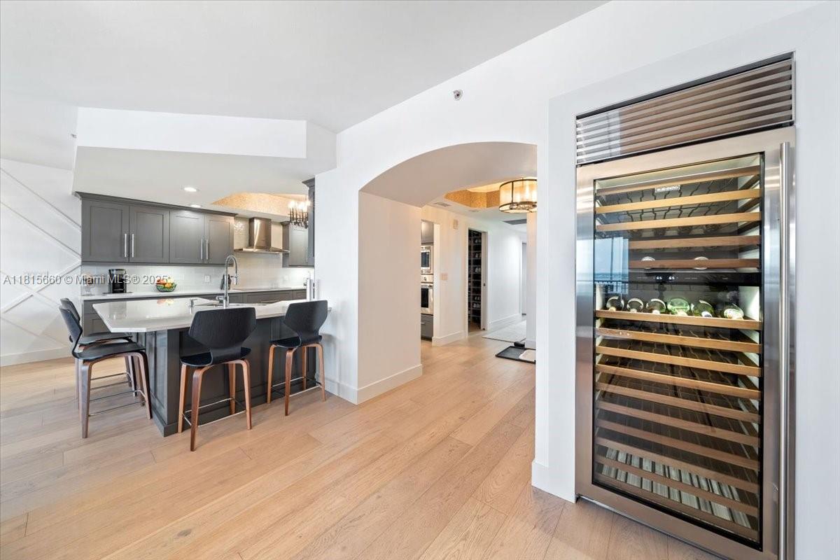 HIGH POINT PLACE - Residential