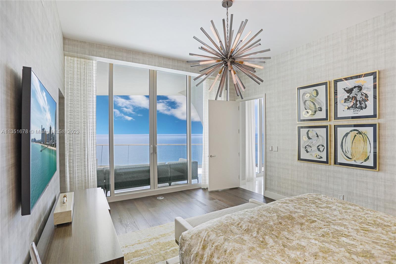 JADE SIGNATURE CONDO - Residential