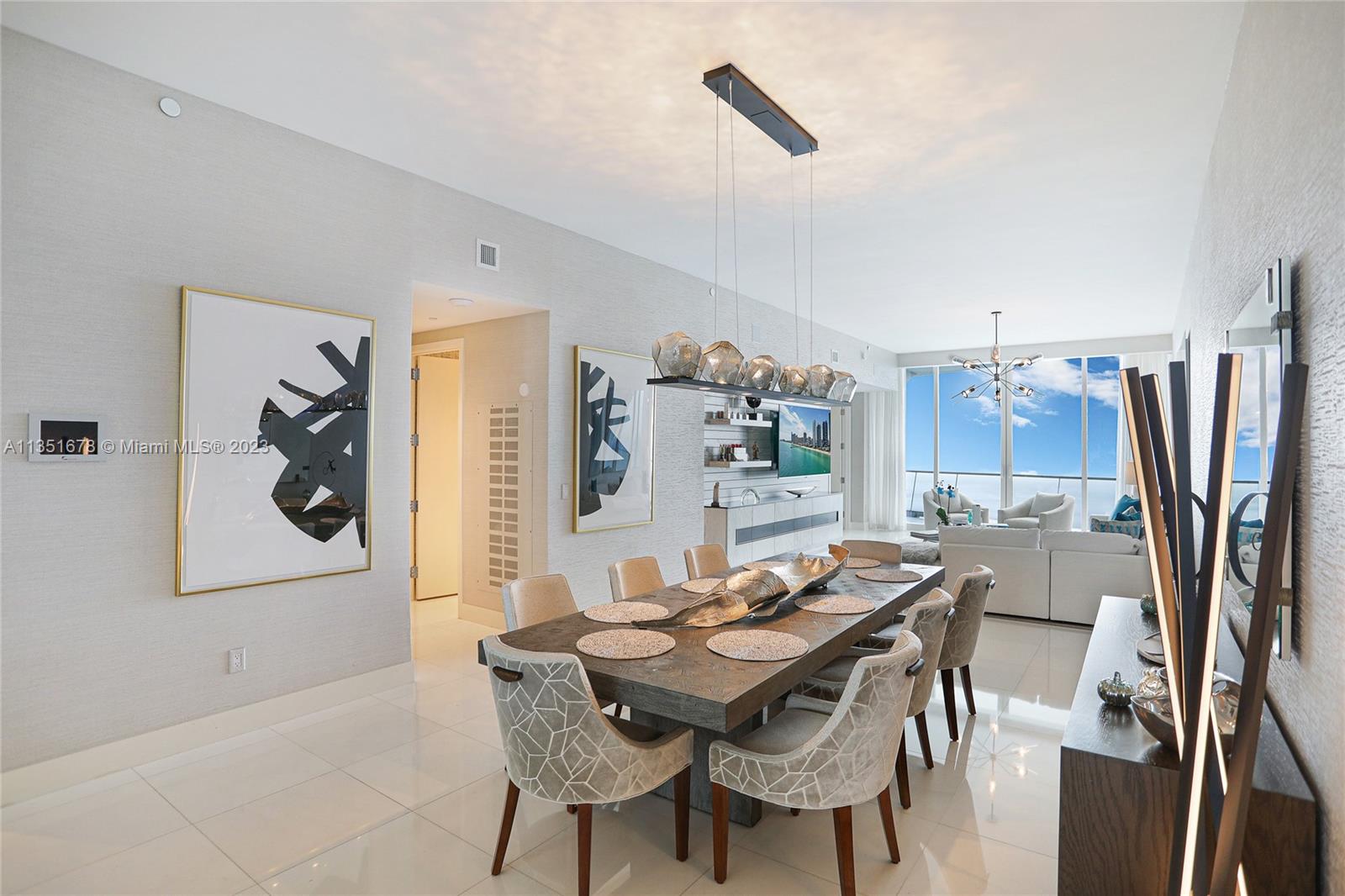 JADE SIGNATURE CONDO - Residential