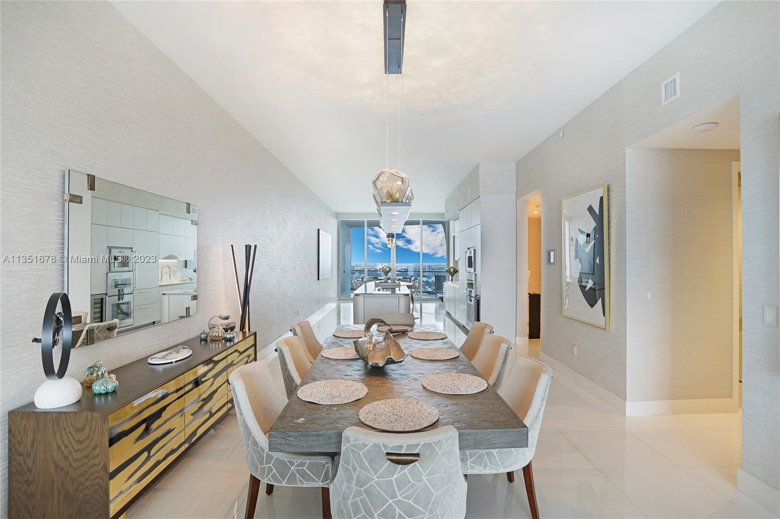 JADE SIGNATURE CONDO - Residential