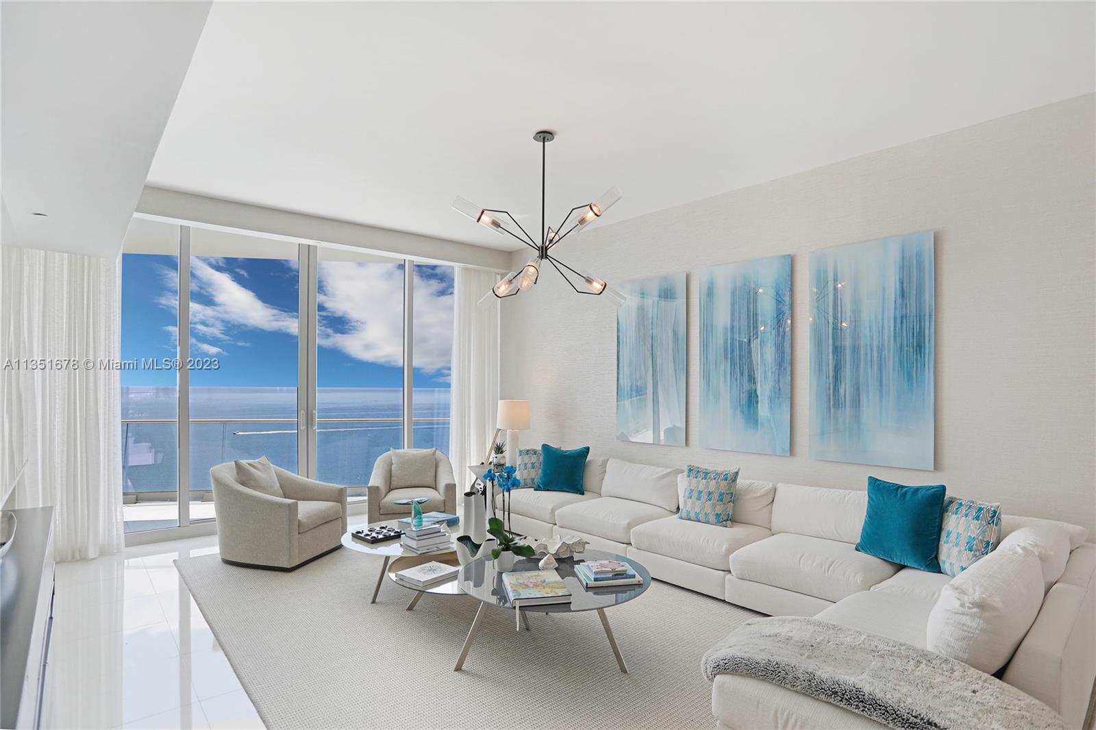 JADE SIGNATURE CONDO - Residential