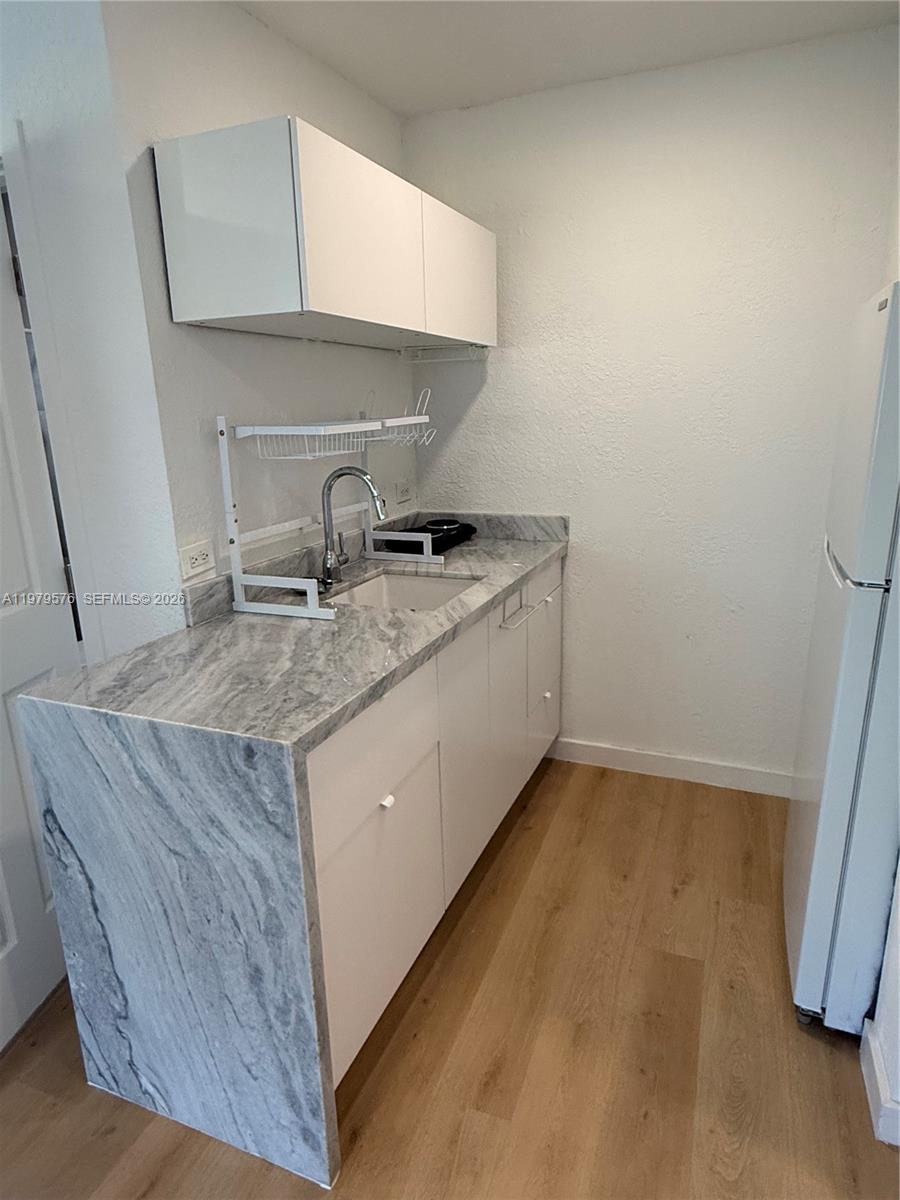 SILVER BLUFF EST SEC C - Residential Lease