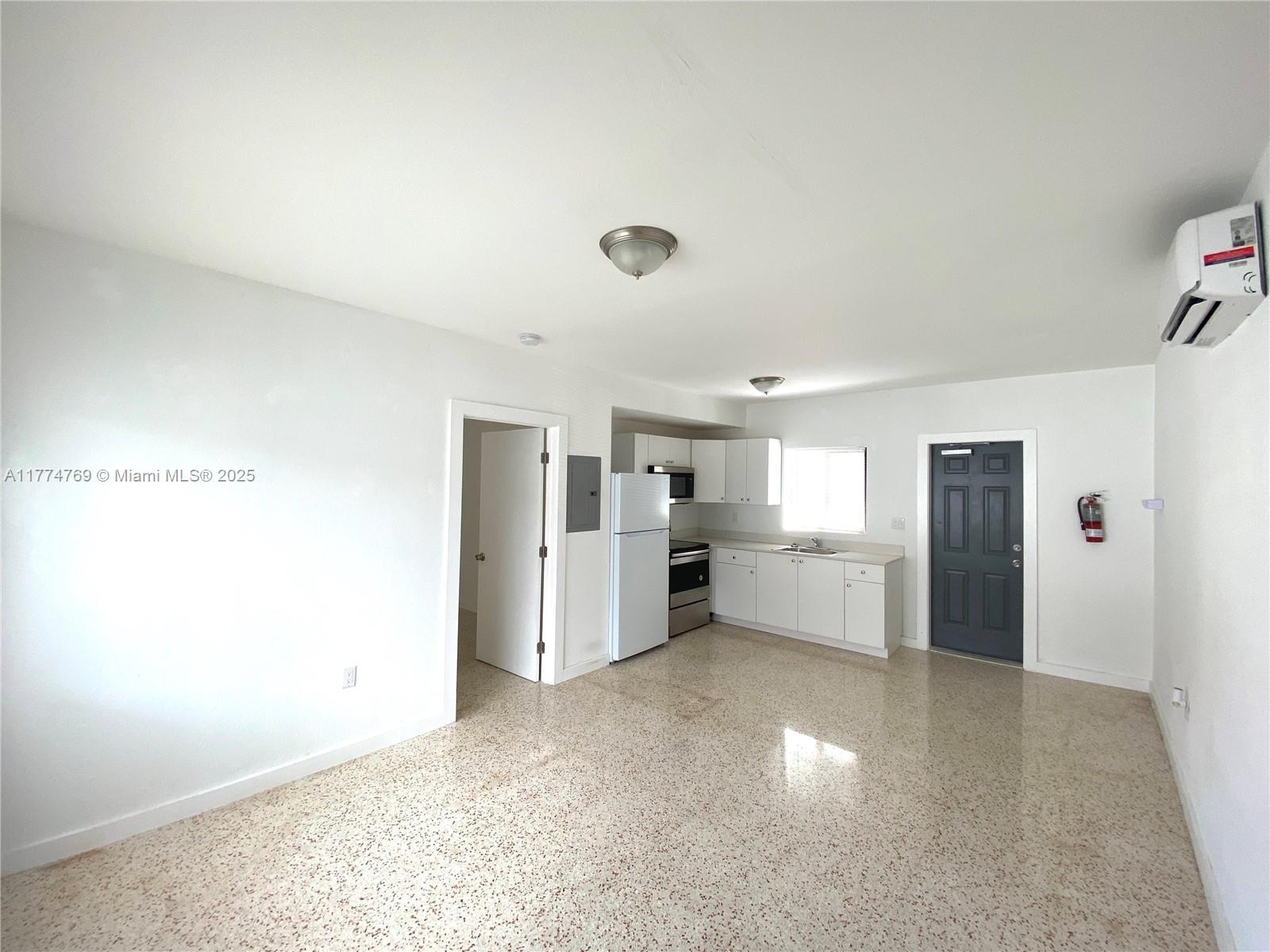 Rental Property at 165 Ne 56th St 2, Miami, Broward County, Florida - Bedrooms: 1 
Bathrooms: 1  - $1,650 MO.