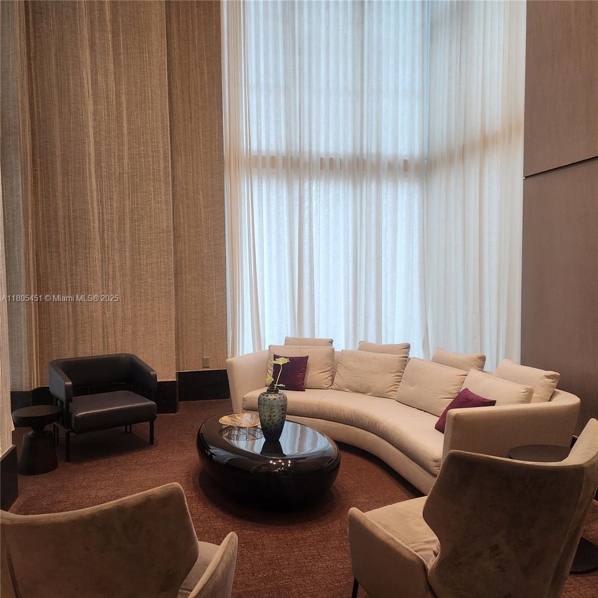 THE PLAZA 851 BRICKELL CO - Residential Lease