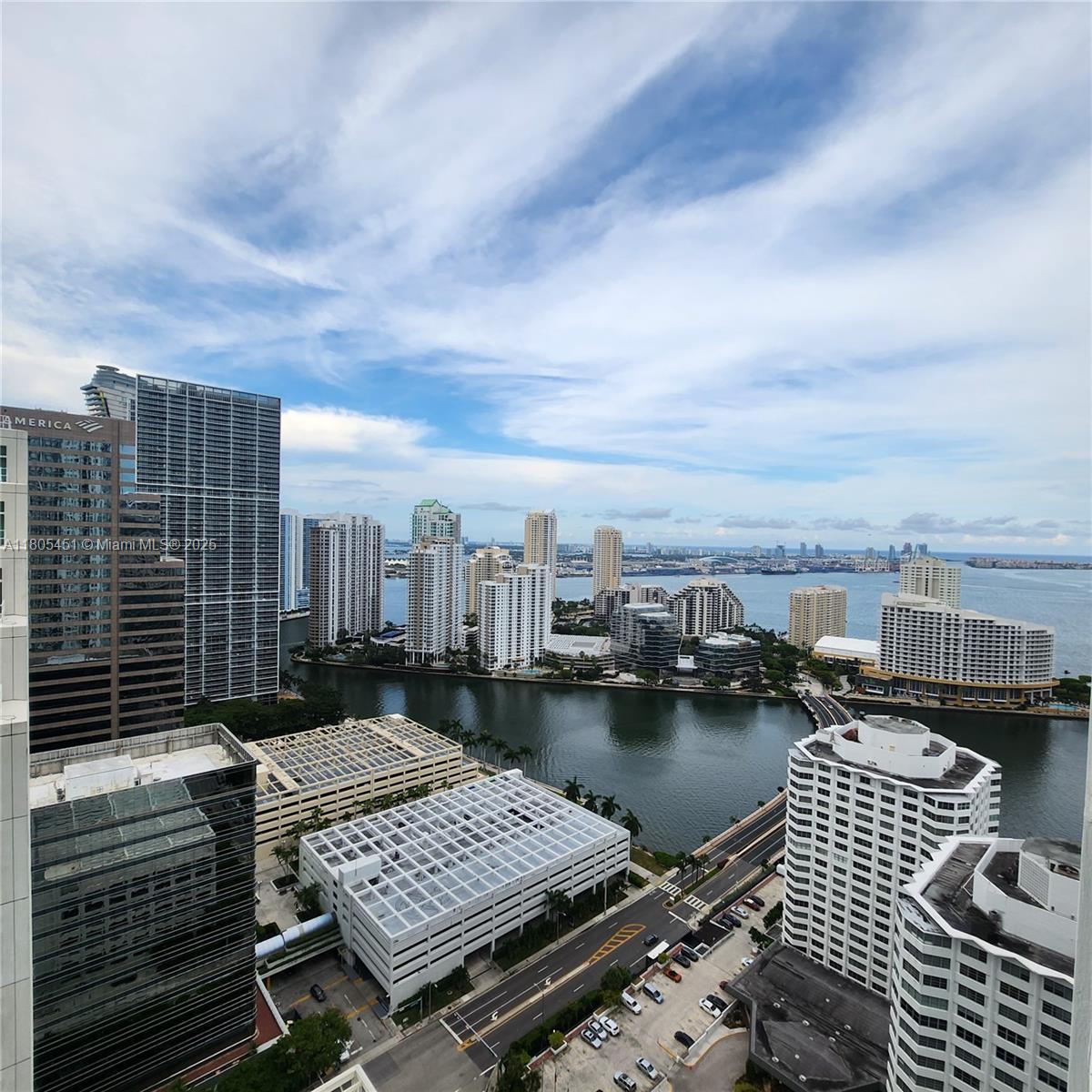 950 Brickell Bay Dr 3504, Miami, Miami-Dade County, Florida - 2 Bedrooms  
2 Bathrooms - 