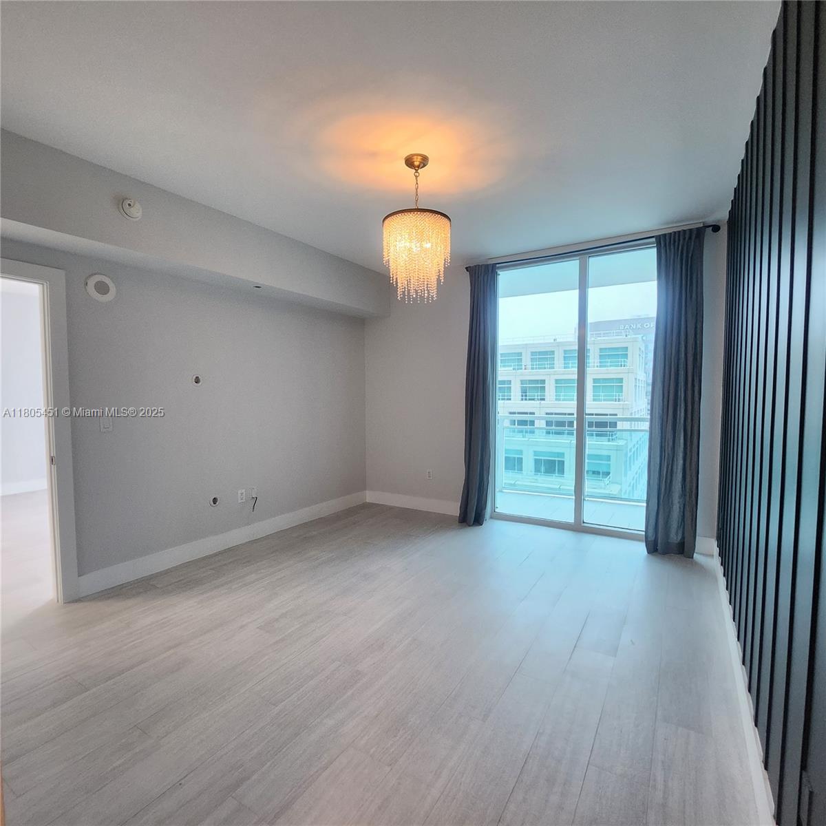 THE PLAZA 851 BRICKELL CO - Residential Lease