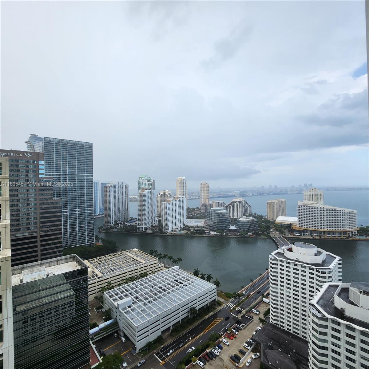 THE PLAZA 851 BRICKELL CO - Residential Lease
