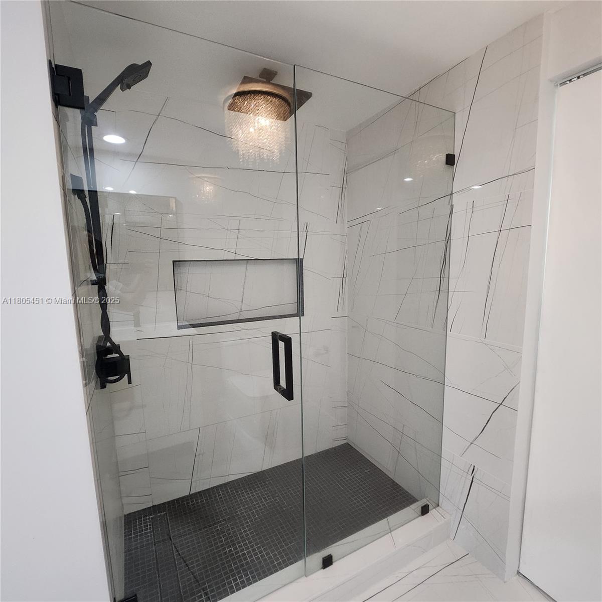 THE PLAZA 851 BRICKELL CO - Residential Lease