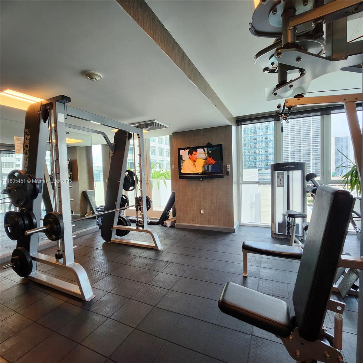 THE PLAZA 851 BRICKELL CO - Residential Lease