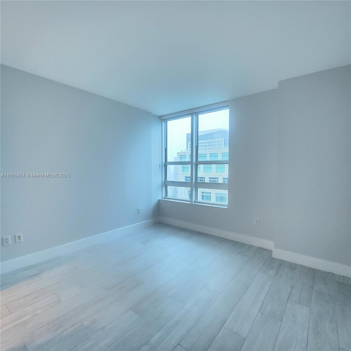 THE PLAZA 851 BRICKELL CO - Residential Lease