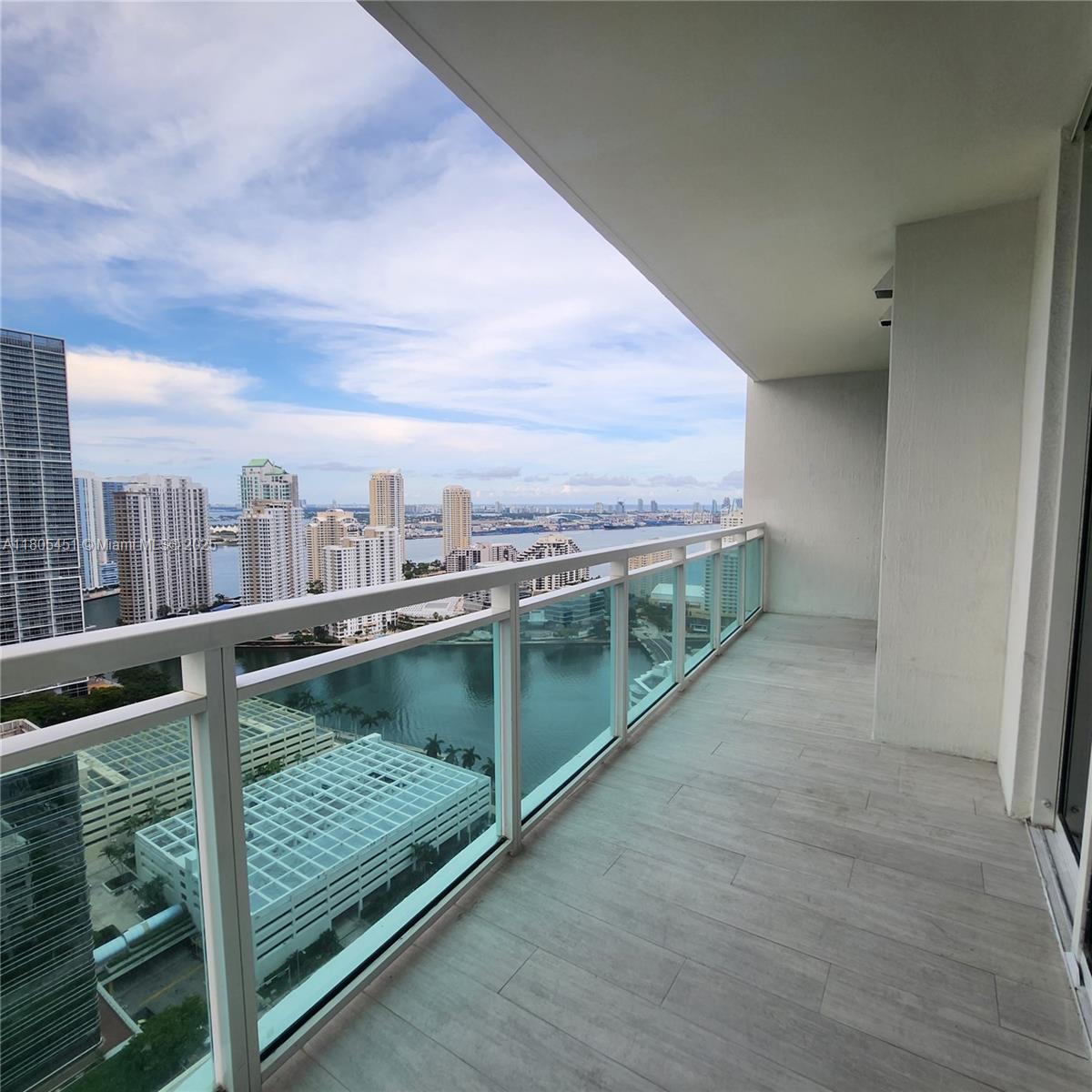 THE PLAZA 851 BRICKELL CO - Residential Lease