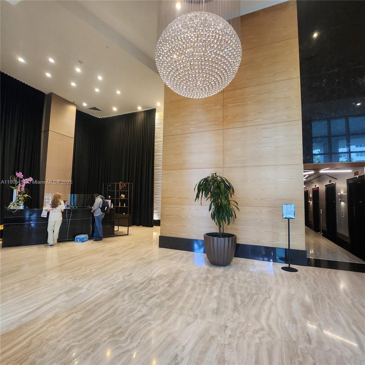 THE PLAZA 851 BRICKELL CO - Residential Lease