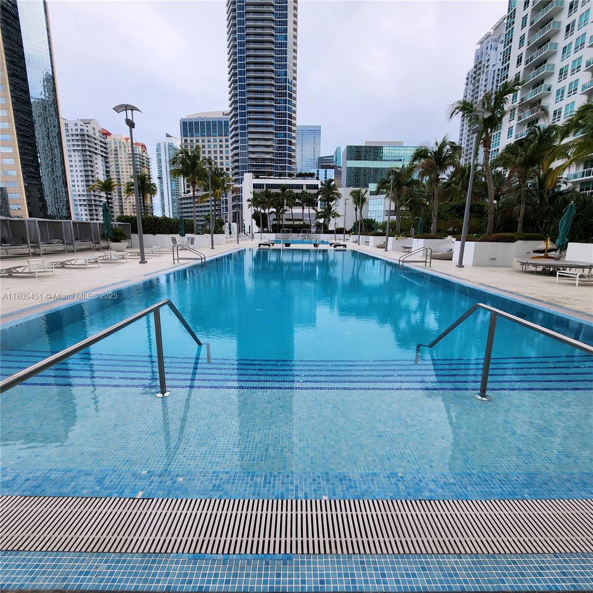THE PLAZA 851 BRICKELL CO - Residential Lease