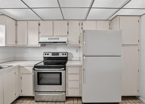 Tiny photo for 3300 W Rolling Hills Cir #606, Davie, FL 33328 (MLS # A12008192)