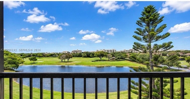 3300 W Rolling Hills Cir