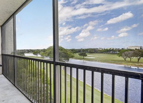 Tiny photo for 3300 W Rolling Hills Cir #606, Davie, FL 33328 (MLS # A12008192)