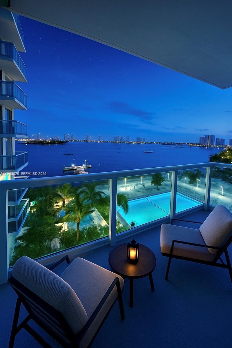 MIRADOR 1000 CONDO - Residential