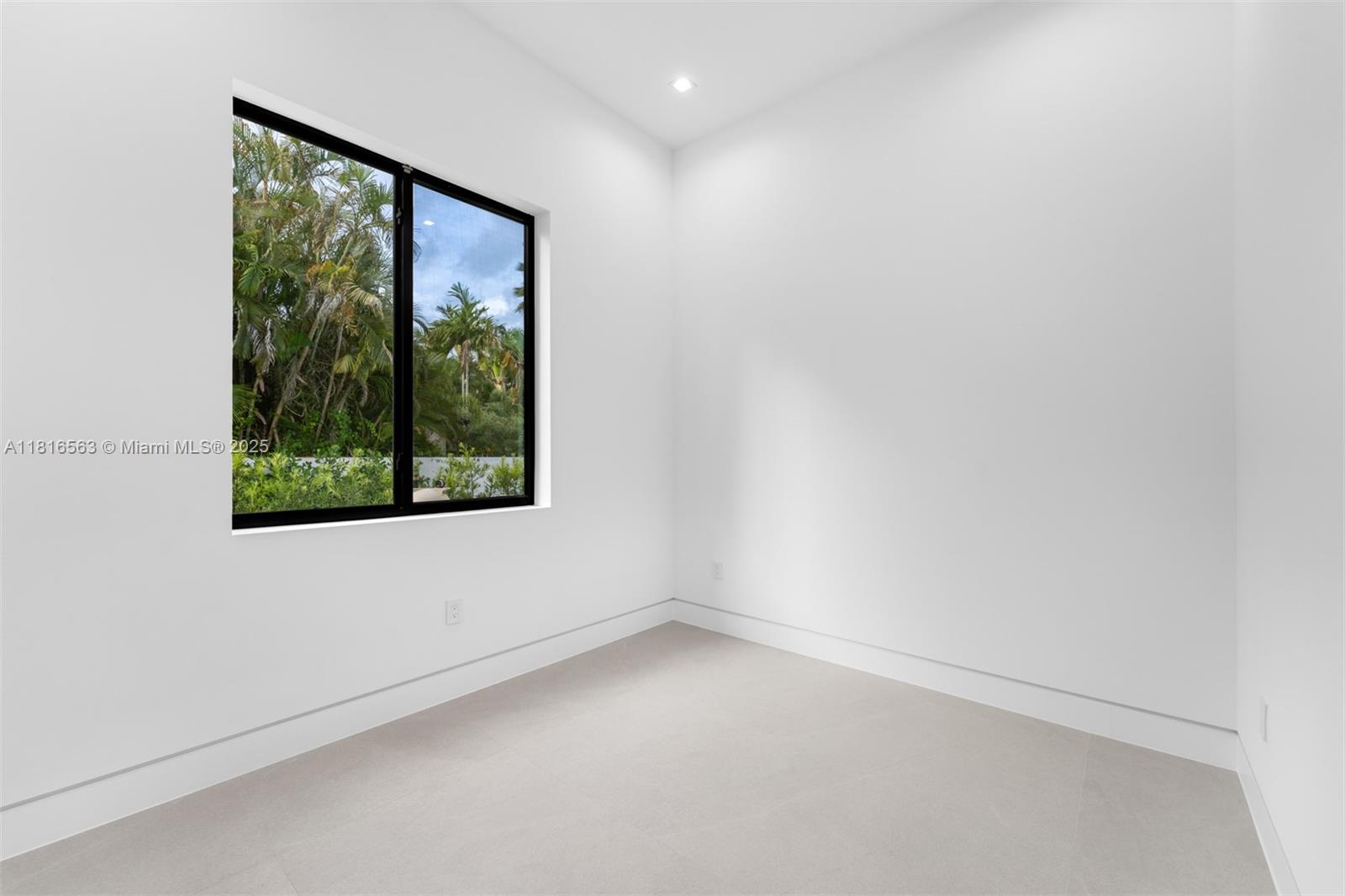 SUDLOW PARK - Residential