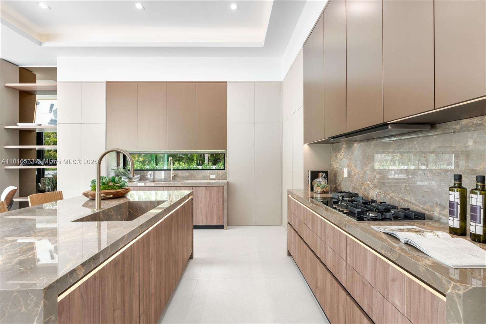 SUDLOW PARK - Residential