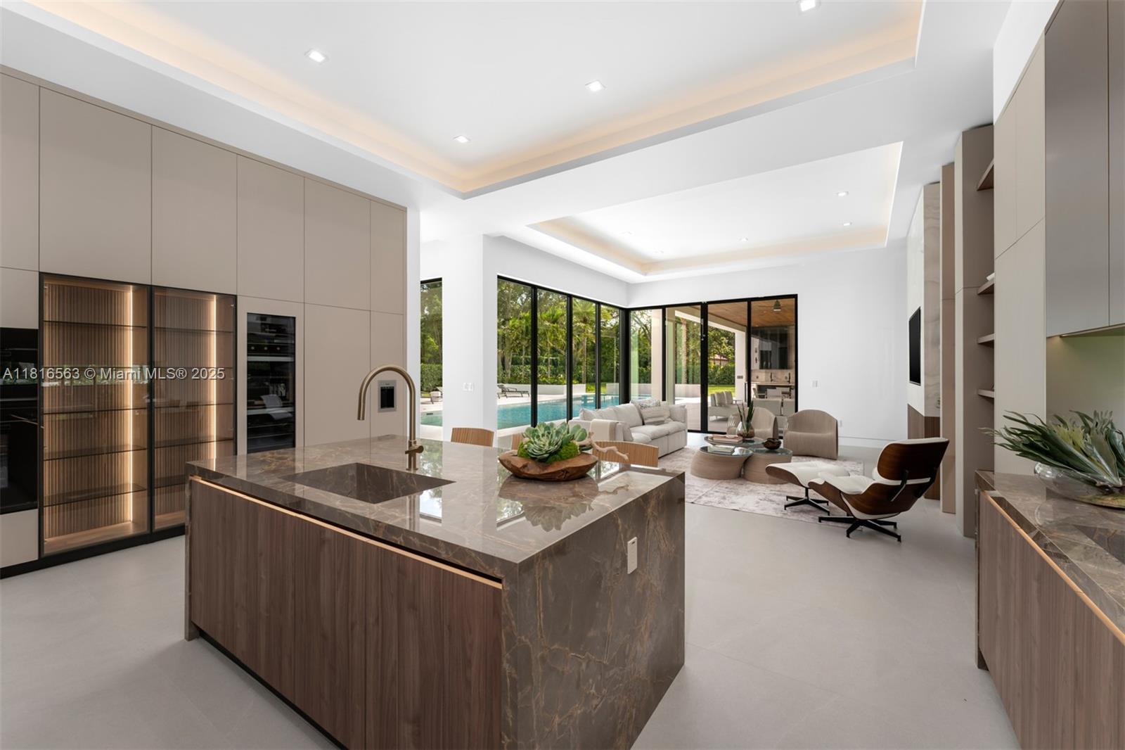 SUDLOW PARK - Residential