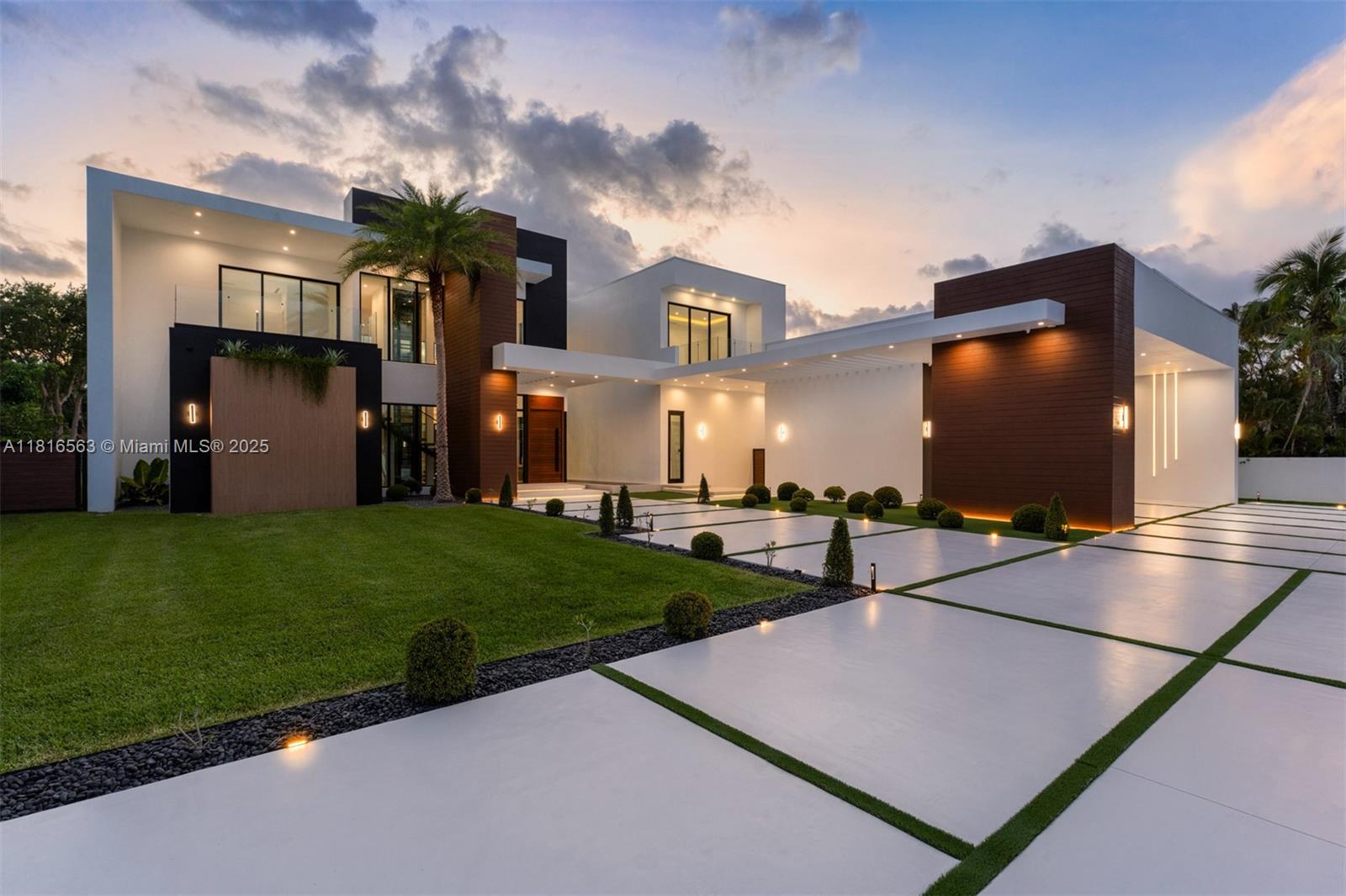 SUDLOW PARK - Residential