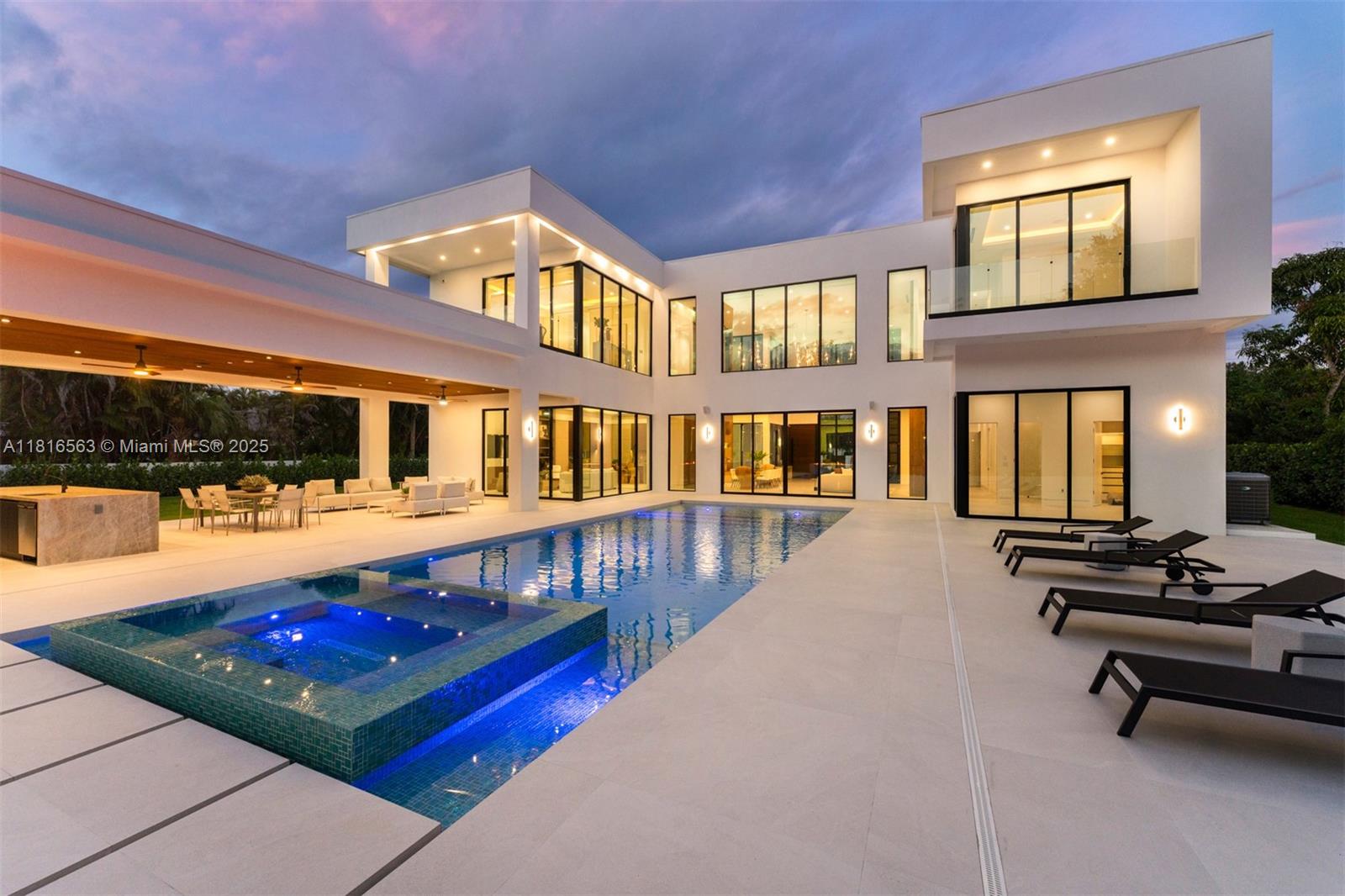 SUDLOW PARK - Residential