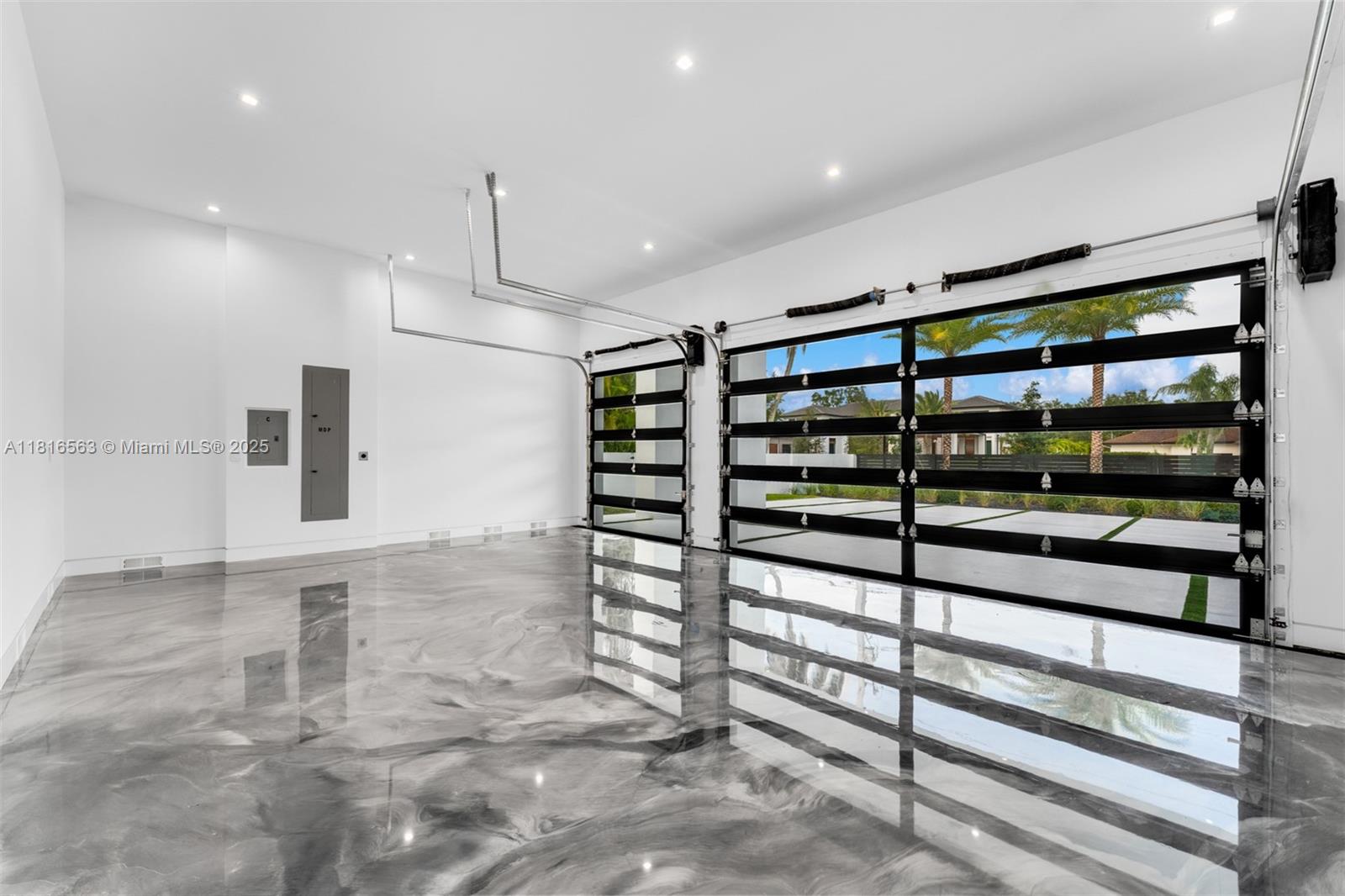 SUDLOW PARK - Residential