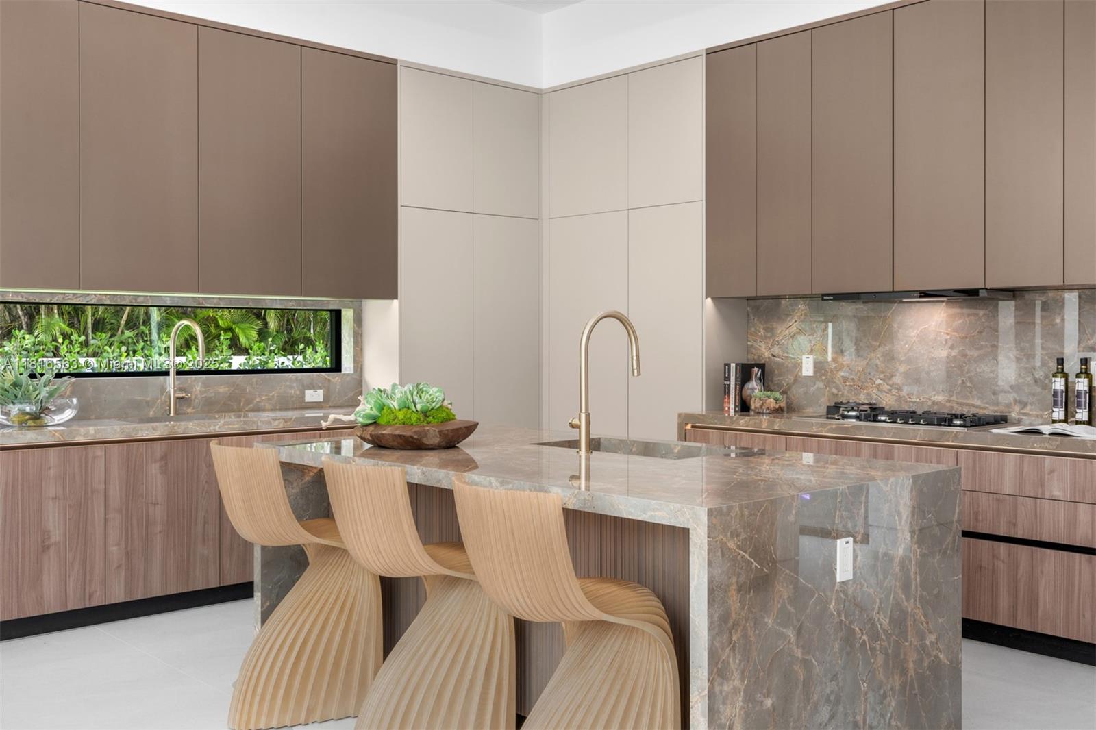 SUDLOW PARK - Residential