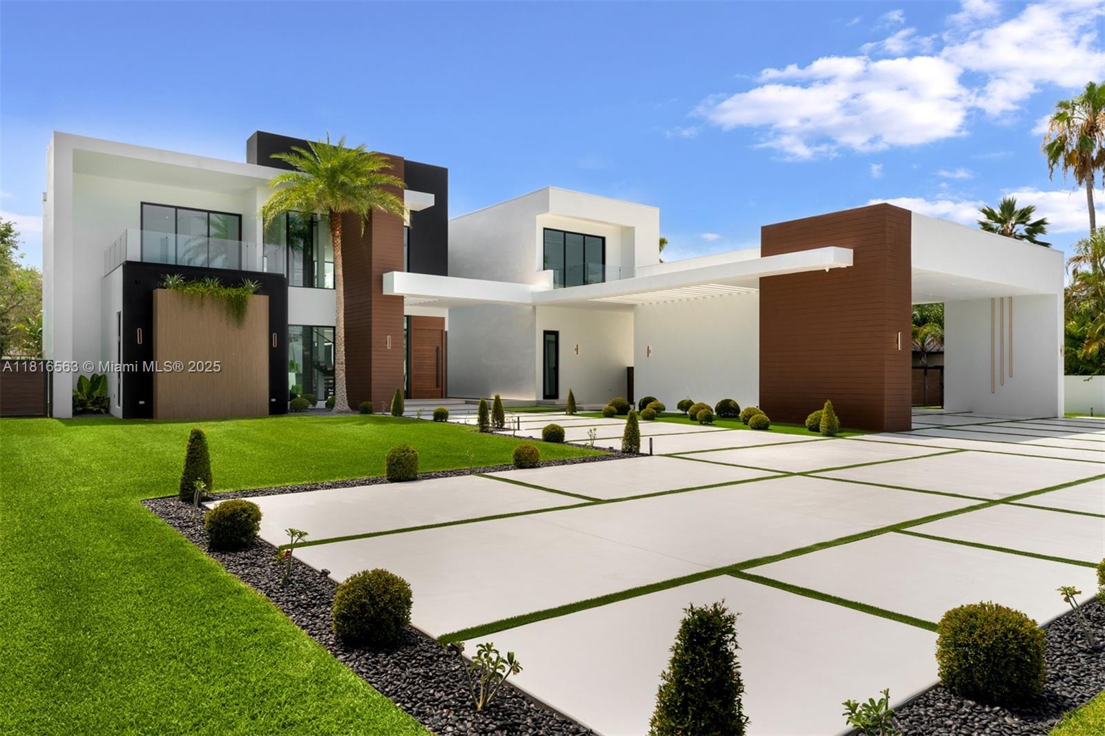 SUDLOW PARK - Residential