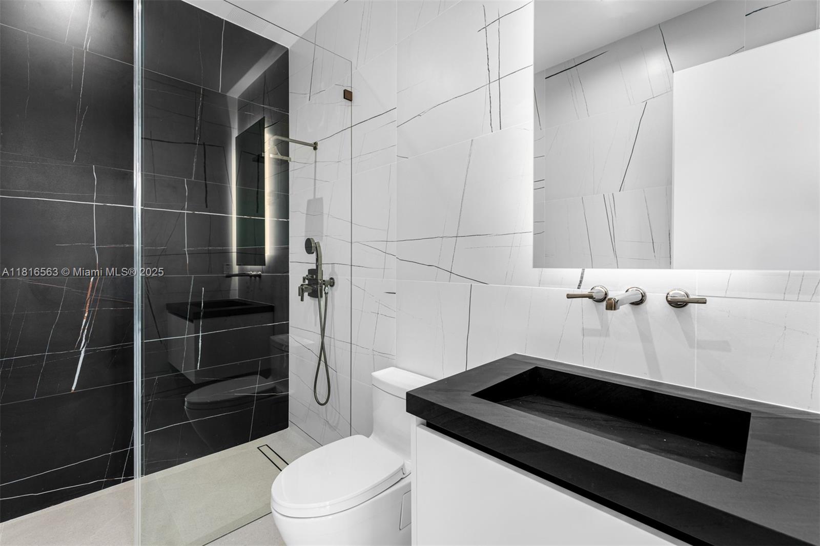 SUDLOW PARK - Residential