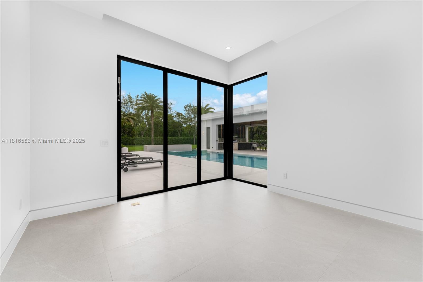 SUDLOW PARK - Residential