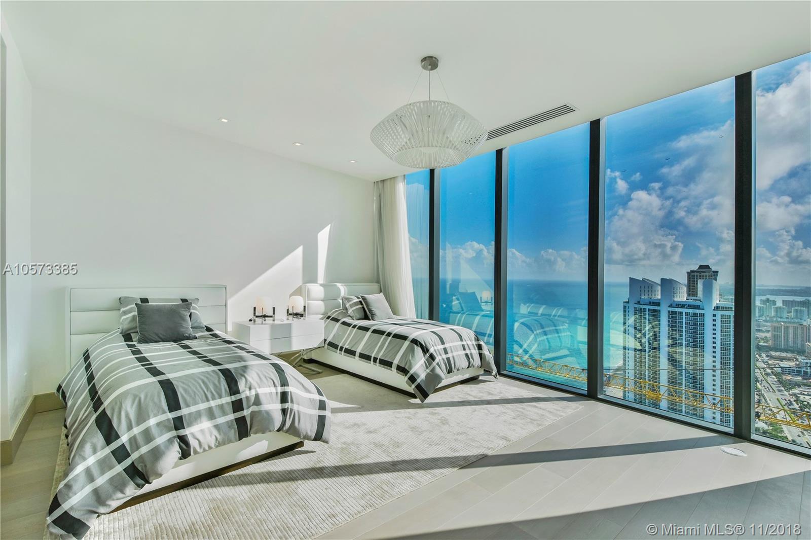 Porsche Tower - Residential