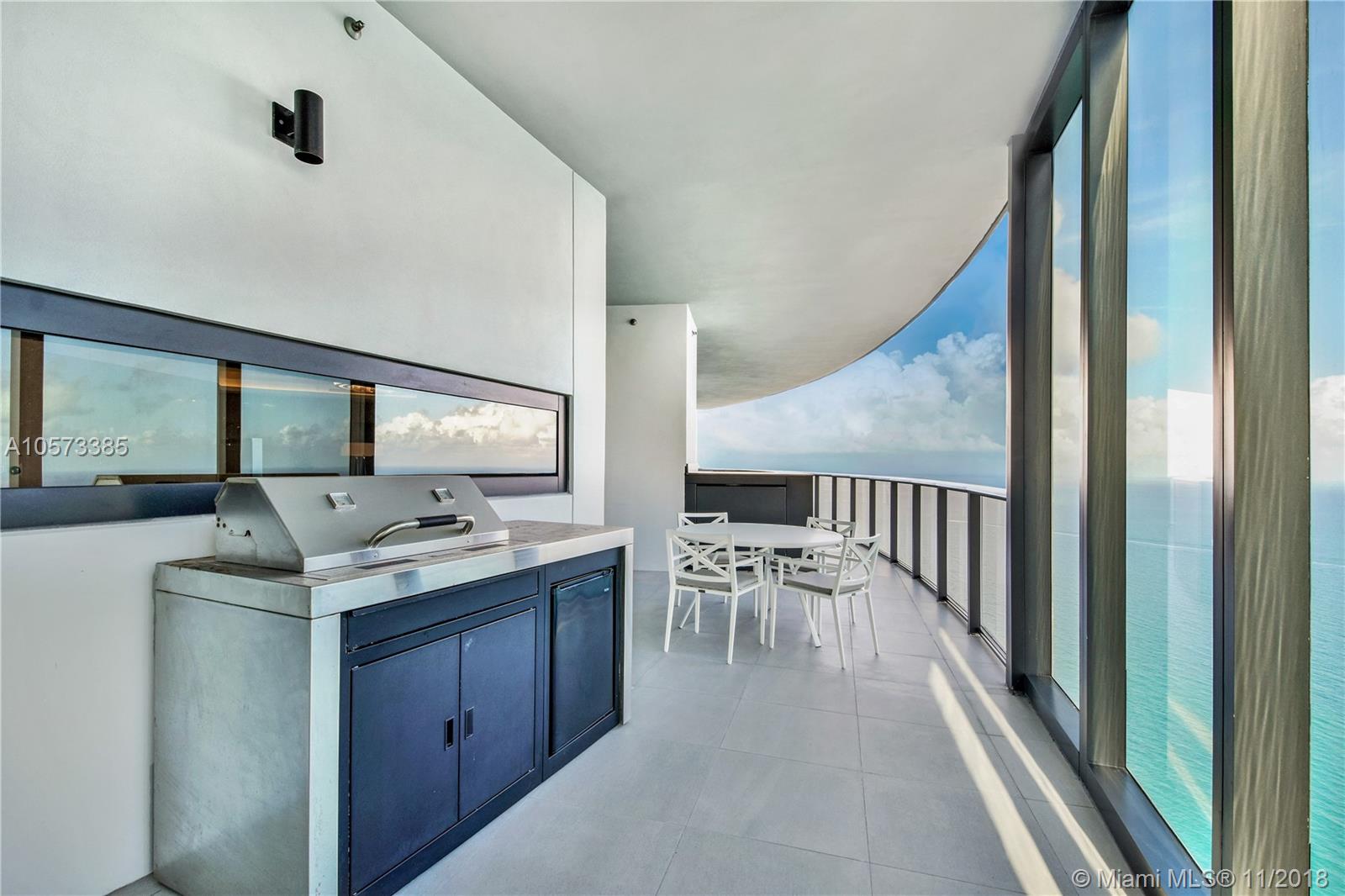 Porsche Tower - Residential