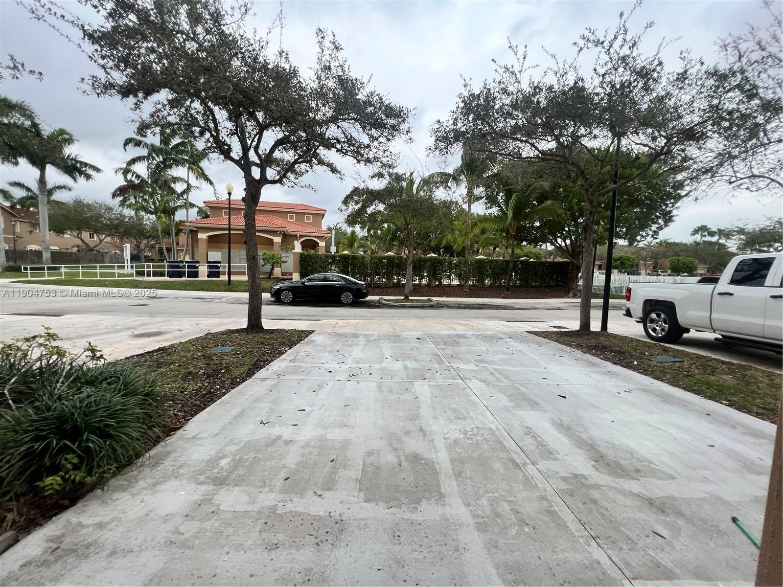 View photos, virtual tours, details... 8564 SW 214th Way