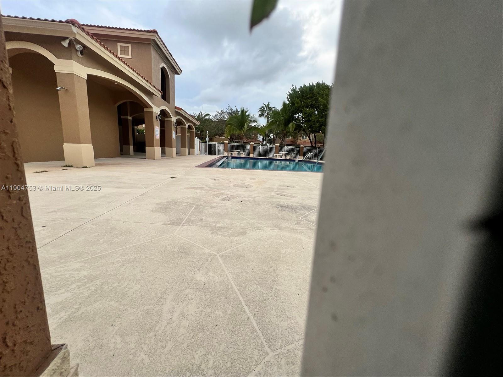 SANTA BARBARA - Residential