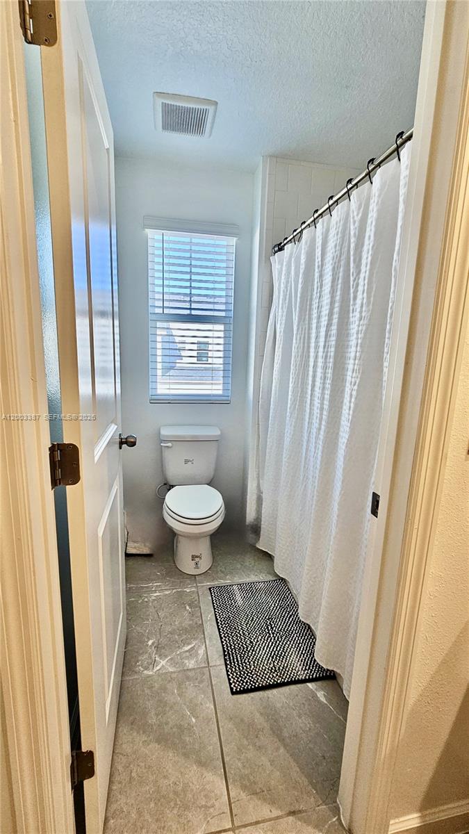 MERIDIANS PARK - Residential Lease