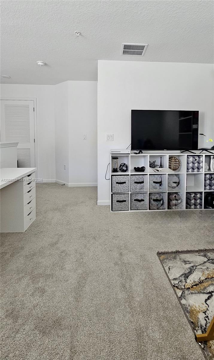 MERIDIANS PARK - Residential Lease