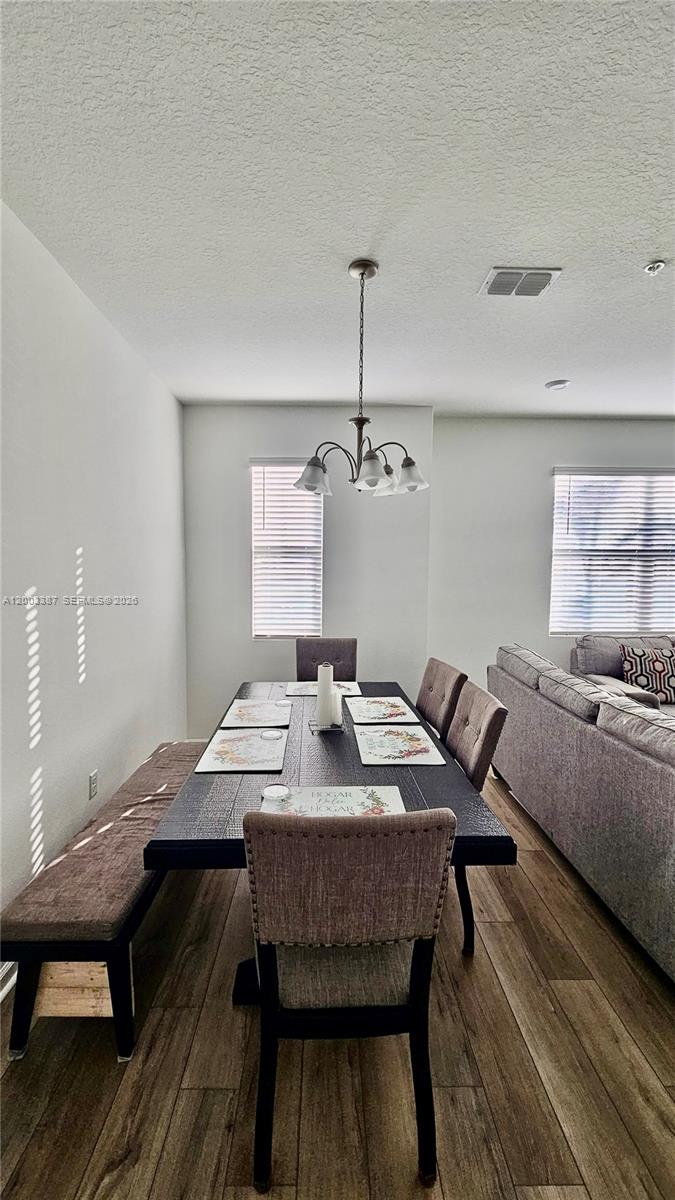 MERIDIANS PARK - Residential Lease