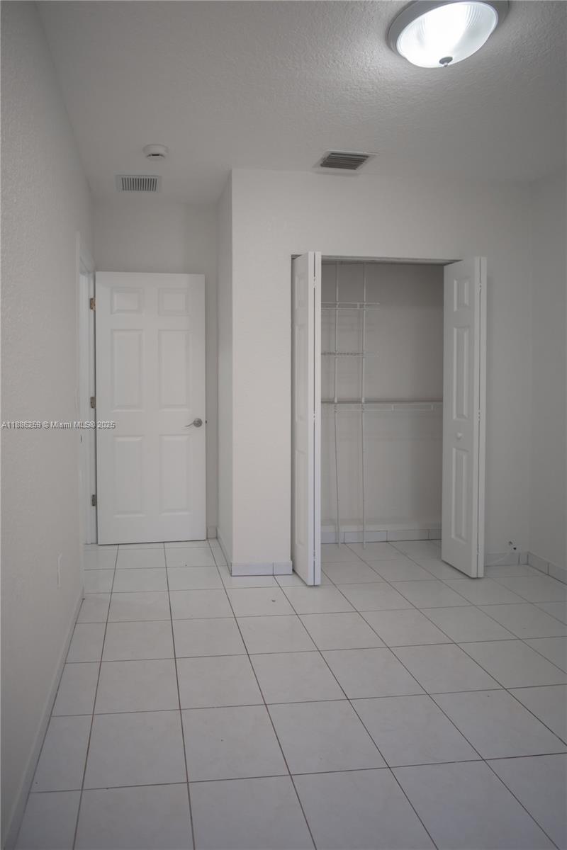 LAKE MARKS AT WESTWIND - Residential