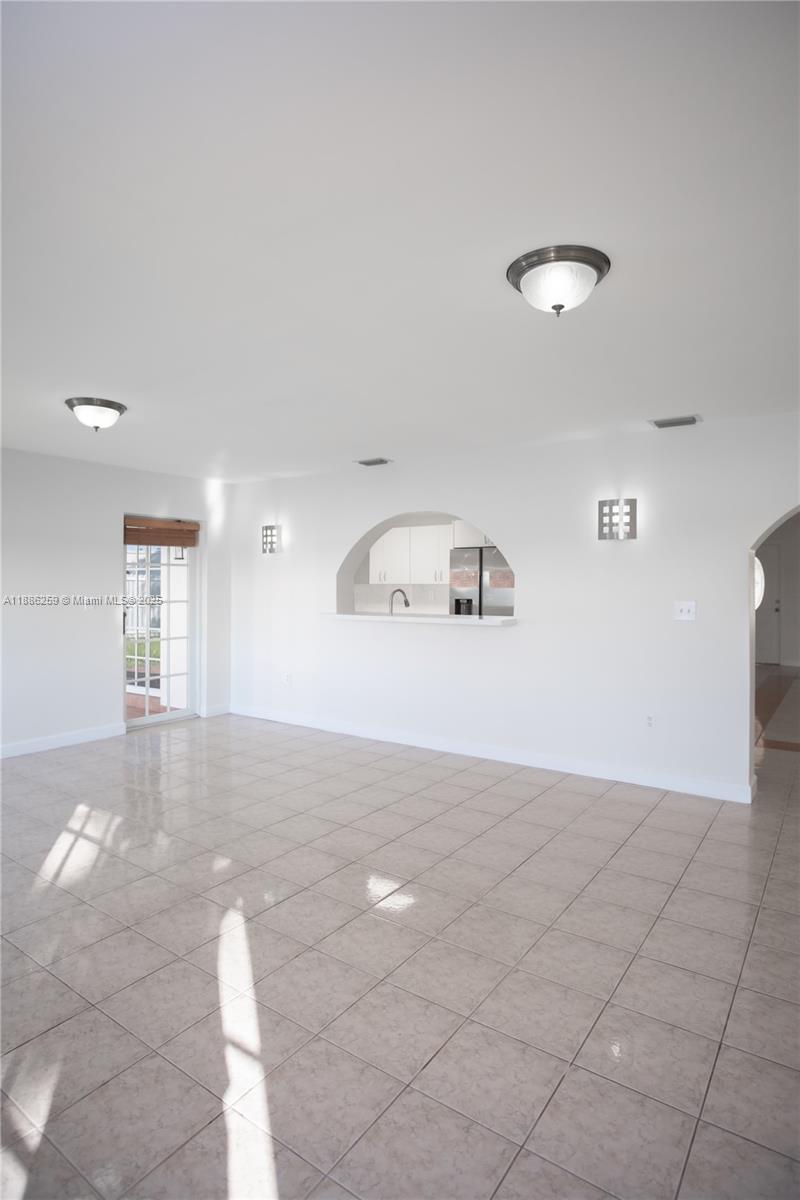 LAKE MARKS AT WESTWIND - Residential