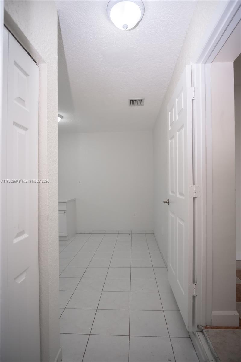 LAKE MARKS AT WESTWIND - Residential