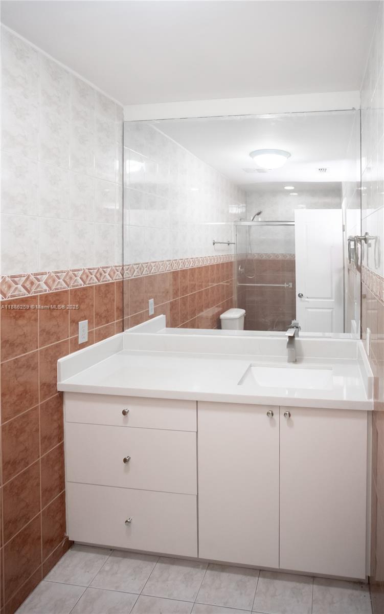 LAKE MARKS AT WESTWIND - Residential