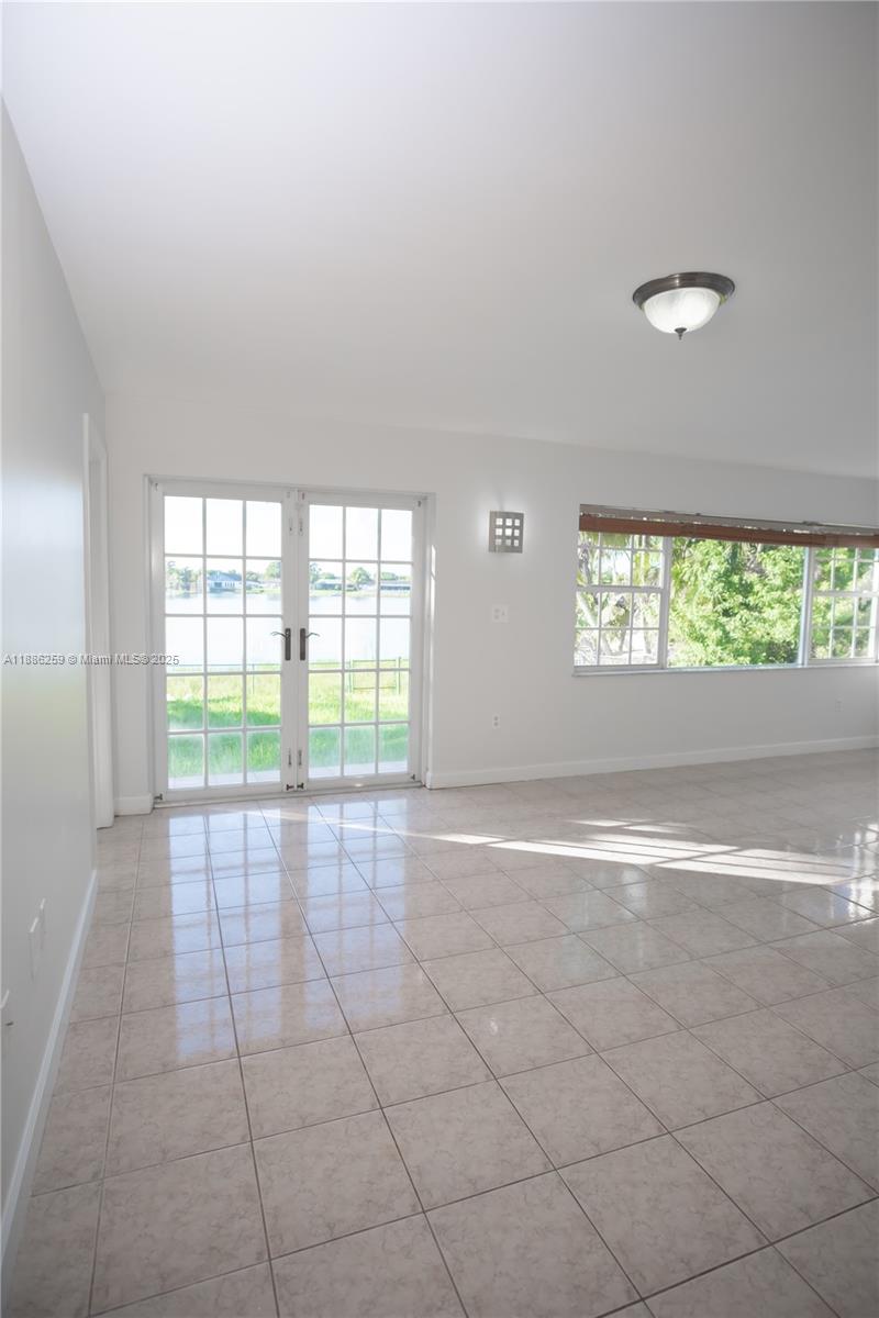 LAKE MARKS AT WESTWIND - Residential