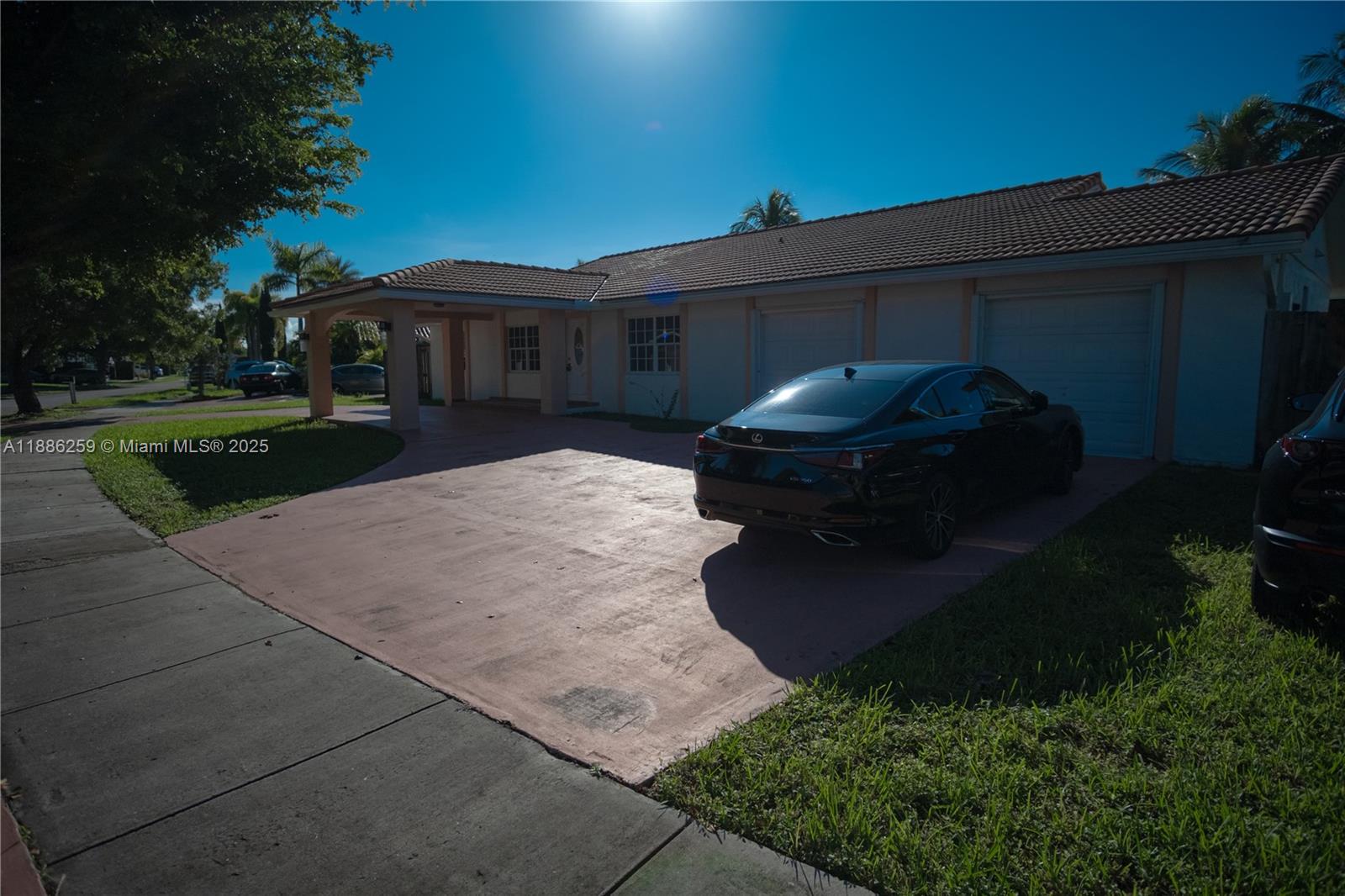 LAKE MARKS AT WESTWIND - Residential