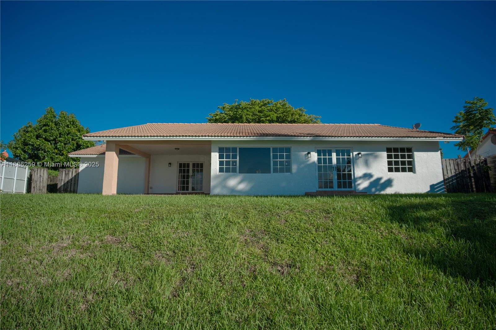 LAKE MARKS AT WESTWIND - Residential